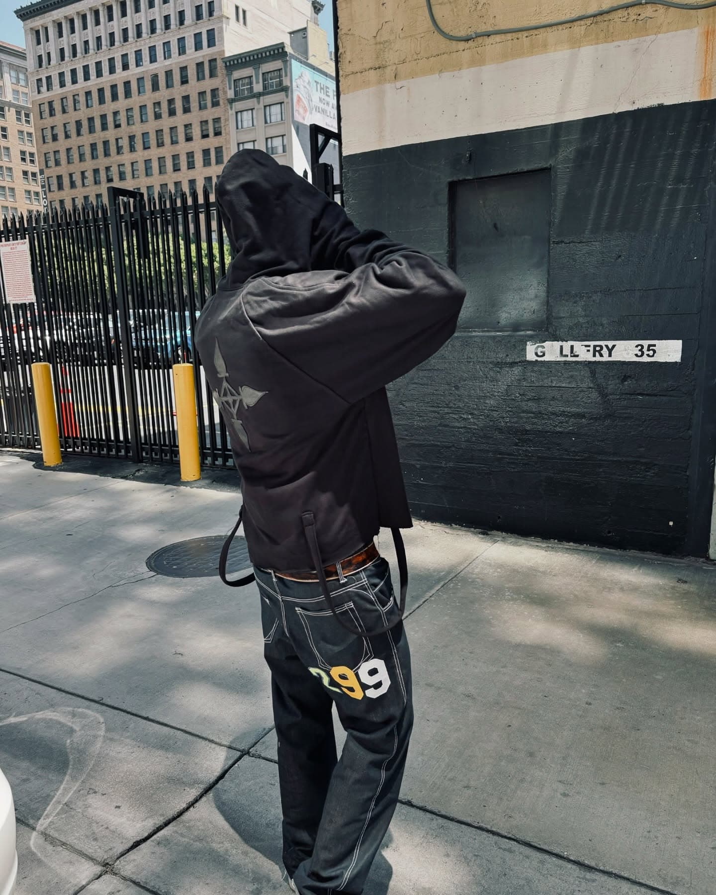 Distorted Instagram post 4
